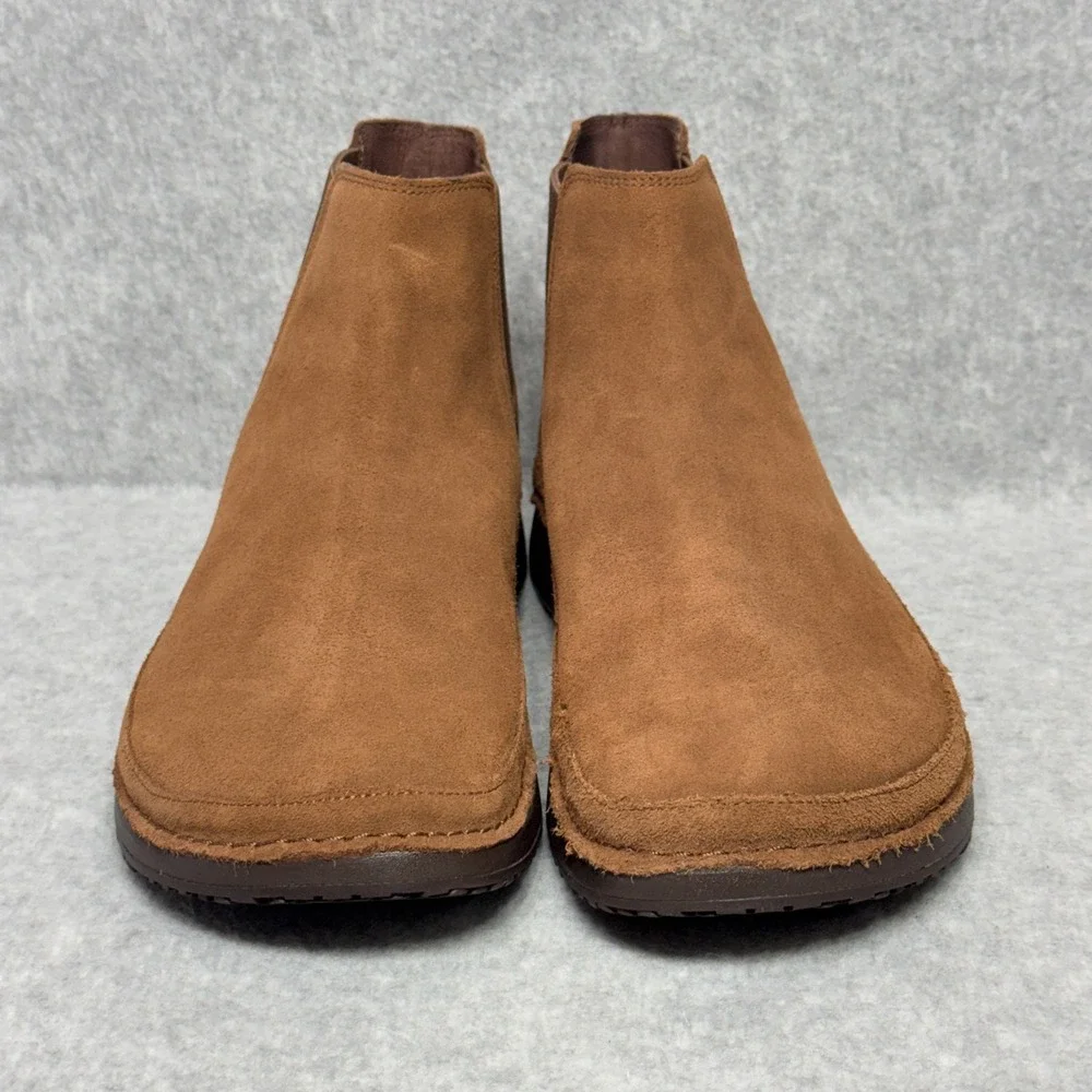 Chaco Paonia Mens Size 10 Chelsea Boots Cinnamon Brown Suede JCH108551